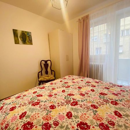 Appartamento Uptown Girl Belgrado Esterno foto