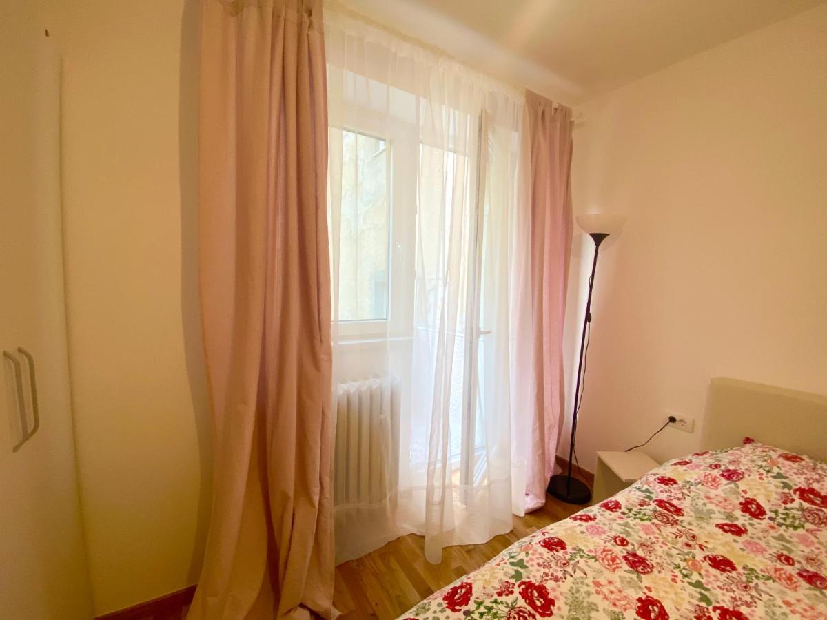 Appartamento Uptown Girl Belgrado Esterno foto